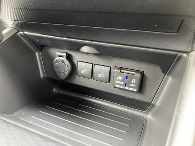 ロッキープレミアムＧ　ＨＥＶ１７インチアルミホイール　ＵＶＩＲカット遮音ガラス　フルＬＥＤヘッドランプ　キーフリーシステム　革巻きステアリングホイール　本革シフトノブ　アクティブマルチインフォメーションメーター（静岡県）の中古車
