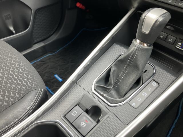 ロッキープレミアムＧ　ＨＥＶ１７インチアルミホイール　ＵＶＩＲカット遮音ガラス　フルＬＥＤヘッドランプ　キーフリーシステム　革巻きステアリングホイール　本革シフトノブ　アクティブマルチインフォメーションメーター（静岡県）の中古車