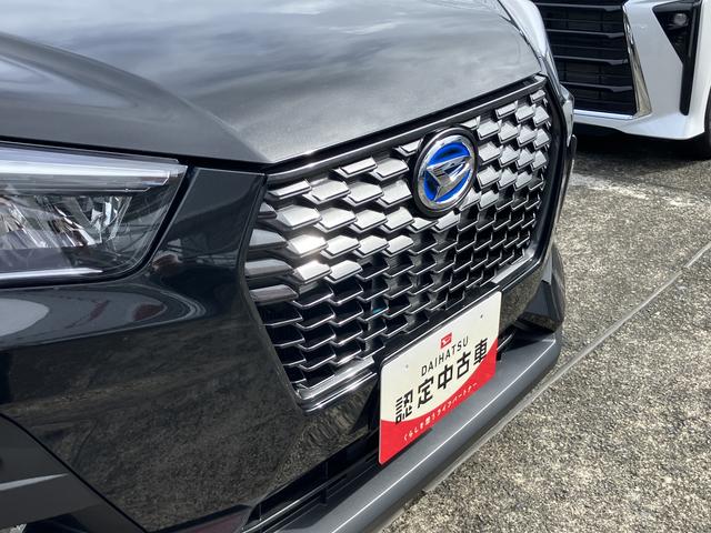 ロッキープレミアムＧ　ＨＥＶ１７インチアルミホイール　ＵＶＩＲカット遮音ガラス　フルＬＥＤヘッドランプ　キーフリーシステム　革巻きステアリングホイール　本革シフトノブ　アクティブマルチインフォメーションメーター（静岡県）の中古車