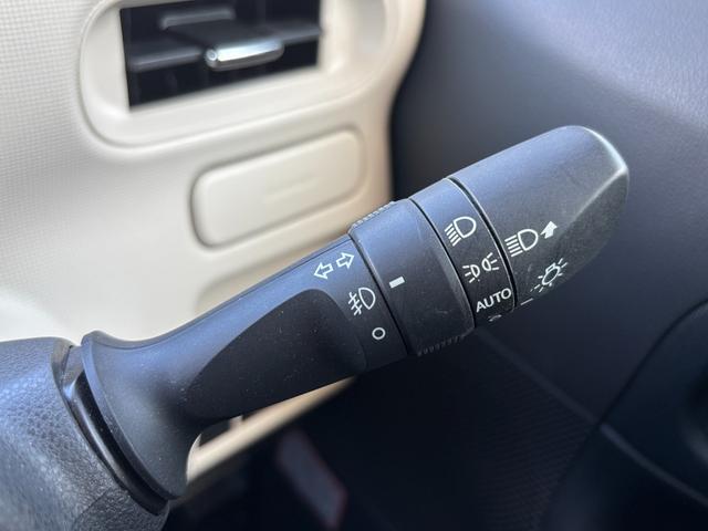 ムーヴキャンバスＧブラックアクセントリミテッド　ＳＡIII１４インチフルホイールキャップ　ＬＥＤヘッドランプ　キーフリーシステム　両側パワースライドドア　オートエアコン（プッシュ式）　オートライト　置きラクボックス（静岡県）の中古車