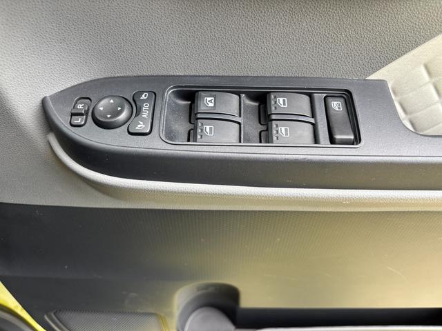 タントXセレクション360度スーパーUVIRカットガラス 格納式シートバックテーブル シートバックポケット 運転席シートリフター チルトステアリング シートヒーター リヤヒーターダクト(静岡県)の中古車