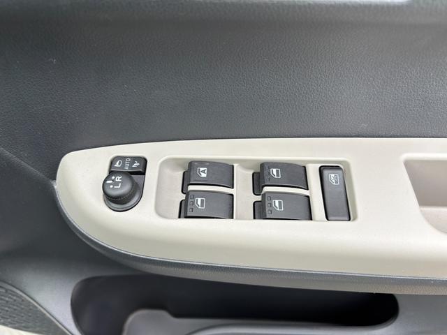 ブーンシルク　Ｇパッケージ　ＳＡIIIキーフリーシステム　プッシュボタンスタート　電動格納ドアミラー　オートエアコン（プッシュ式）　ＵＶカットガラス　パワーウィンドウ（静岡県）の中古車