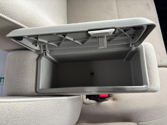 ムーヴキャンバスXメイクアップリミテッド SAIII14インチフルホイールキャップ キーフリーシステム 両側パワースライドドア オートエアコン(プッシュ式) オートライト 置きラクボックス(静岡県)の中古車