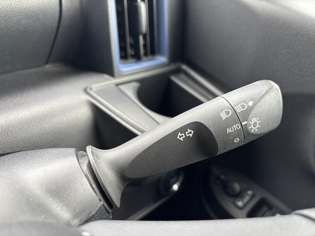 タントXスペシャル14インチフルホイールキャップ フルLEDヘッドランプ オート格納式カラードドアミラー TFTカラーマルチインフォメーションディスプレイ フルファブリックシート(静岡県)の中古車