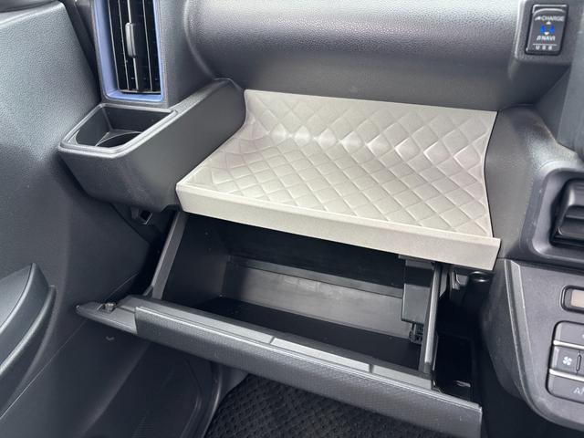 タントXスペシャル14インチフルホイールキャップ フルLEDヘッドランプ オート格納式カラードドアミラー TFTカラーマルチインフォメーションディスプレイ フルファブリックシート(静岡県)の中古車