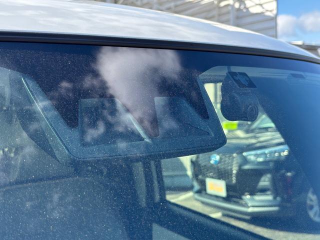 ムーヴキャンバスストライプスG14インチフルホイールキャップ LEDヘッドランプ LEDフォグランプ ホっとカップホルダー 両側パワースライドドア キーフリーシステム プッシュボタンスタート UVカットガラス(静岡県)の中古車