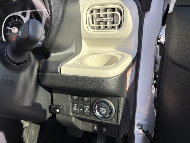 ムーヴキャンバスストライプスG14インチフルホイールキャップ LEDヘッドランプ LEDフォグランプ ホっとカップホルダー 両側パワースライドドア キーフリーシステム プッシュボタンスタート UVカットガラス(静岡県)の中古車