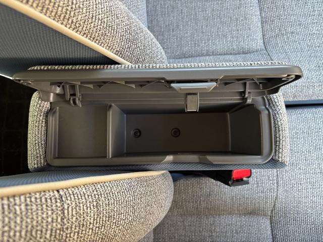 ムーヴキャンバスストライプスG14インチフルホイールキャップ LEDヘッドランプ LEDフォグランプ ホっとカップホルダー 両側パワースライドドア キーフリーシステム プッシュボタンスタート UVカットガラス(静岡県)の中古車