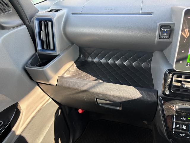 タントカスタムRSセレクションL15インチアルミホイール キーフリーシステム プッシュボタンスタート オートエアコン(プッシュ式) フルLEDヘッドランプ オート格納式カラードドアミラー 本革巻ステアリングホイール(静岡県)の中古車