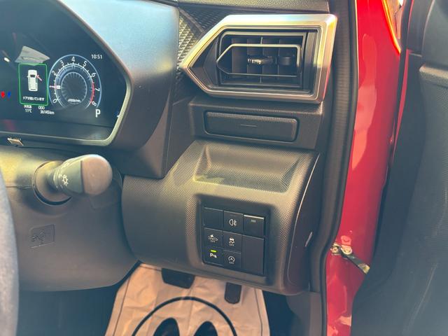 ロッキーＧ１７インチアルミホイール　ＵＶＩＲカット遮音ガラス　フルＬＥＤヘッドランプ　運転席・助手席シートヒーター　ウレタンステアリングホイール　本革シフトノブ　アクティブマルチインフォメーションメーター（静岡県）の中古車