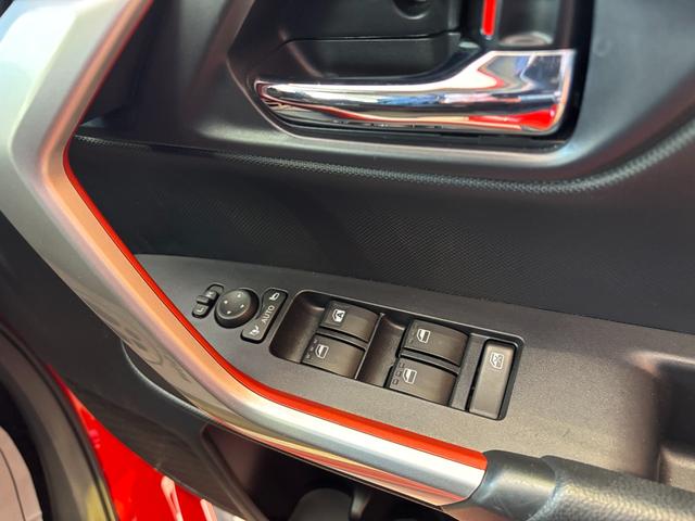 ロッキーＧ１７インチアルミホイール　ＵＶＩＲカット遮音ガラス　フルＬＥＤヘッドランプ　運転席・助手席シートヒーター　ウレタンステアリングホイール　本革シフトノブ　アクティブマルチインフォメーションメーター（静岡県）の中古車