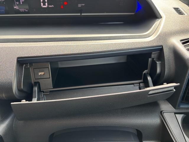 タントカスタムＸ１４インチアルミホイール　大型エアロバンパー　フルＬＥＤヘッドランプ　オート格納式カラードドアミラー　両側パワースライドドア　キーフリーシステム　プッシュボタンスタート（静岡県）の中古車