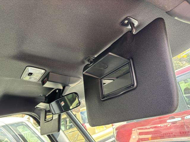 タントカスタムＸ１４インチアルミホイール　大型エアロバンパー　フルＬＥＤヘッドランプ　オート格納式カラードドアミラー　両側パワースライドドア　キーフリーシステム　プッシュボタンスタート（静岡県）の中古車