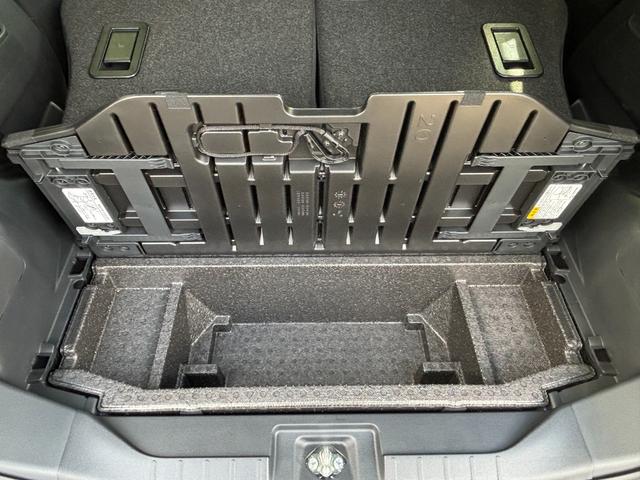 タントカスタムＸ１４インチアルミホイール　大型エアロバンパー　フルＬＥＤヘッドランプ　オート格納式カラードドアミラー　両側パワースライドドア　キーフリーシステム　プッシュボタンスタート（静岡県）の中古車