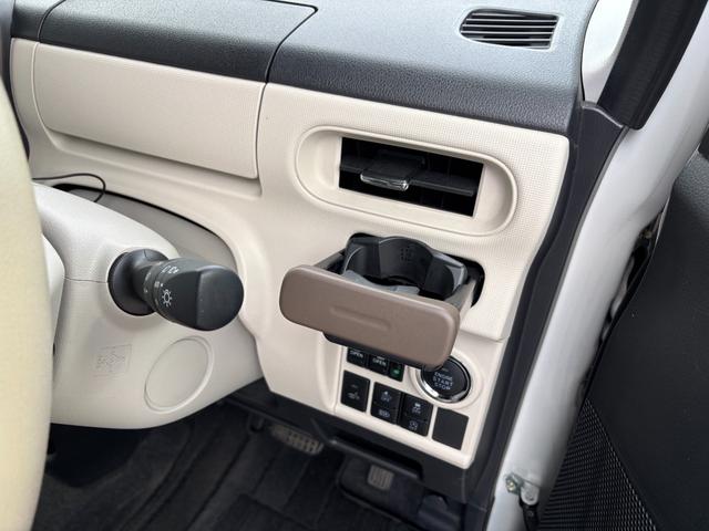 ムーヴキャンバスＧメイクアップＶＳ　ＳＡIII１４インチフルホイールキャップ　ＬＥＤヘッドランプ　キーフリーシステム　両側パワースライドドア　オートエアコン（プッシュ式）　オートライト　置きラクボックス（静岡県）の中古車