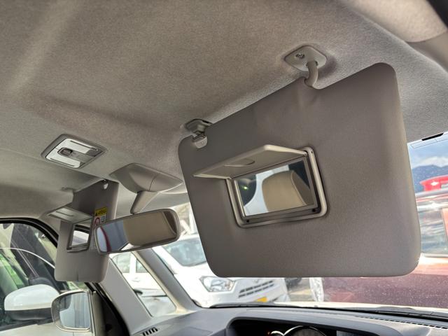 ムーヴキャンバスＧメイクアップＶＳ　ＳＡIII１４インチフルホイールキャップ　ＬＥＤヘッドランプ　キーフリーシステム　両側パワースライドドア　オートエアコン（プッシュ式）　オートライト　置きラクボックス（静岡県）の中古車