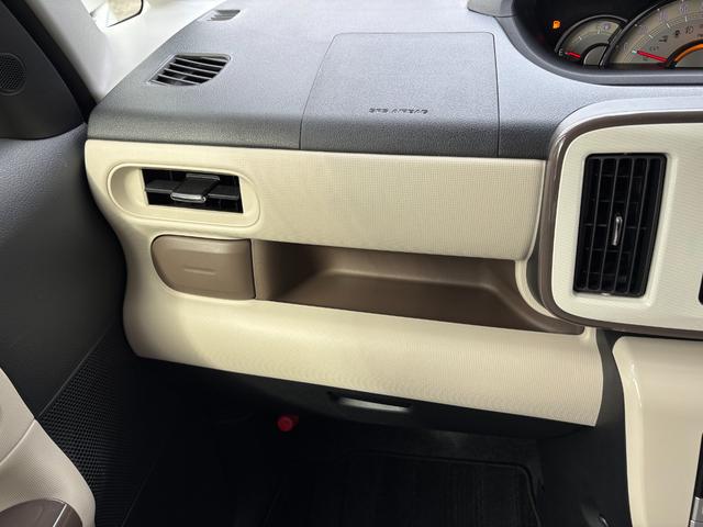 ムーヴキャンバスＧメイクアップＶＳ　ＳＡIII１４インチフルホイールキャップ　ＬＥＤヘッドランプ　キーフリーシステム　両側パワースライドドア　オートエアコン（プッシュ式）　オートライト　置きラクボックス（静岡県）の中古車