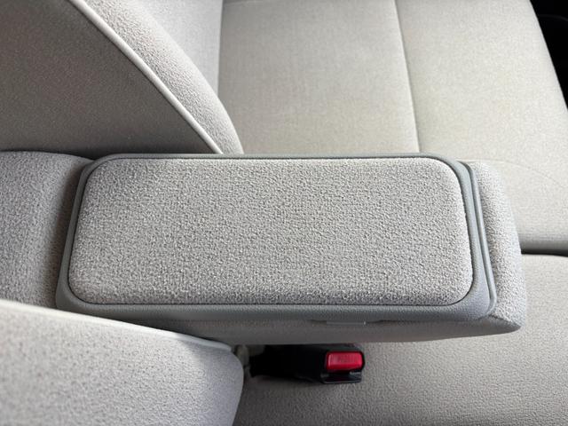 ムーヴキャンバスＧメイクアップＶＳ　ＳＡIII１４インチフルホイールキャップ　ＬＥＤヘッドランプ　キーフリーシステム　両側パワースライドドア　オートエアコン（プッシュ式）　オートライト　置きラクボックス（静岡県）の中古車