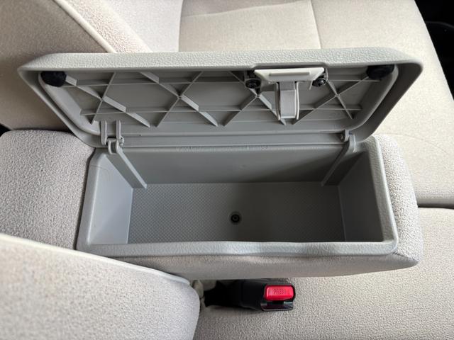 ムーヴキャンバスＧメイクアップＶＳ　ＳＡIII１４インチフルホイールキャップ　ＬＥＤヘッドランプ　キーフリーシステム　両側パワースライドドア　オートエアコン（プッシュ式）　オートライト　置きラクボックス（静岡県）の中古車