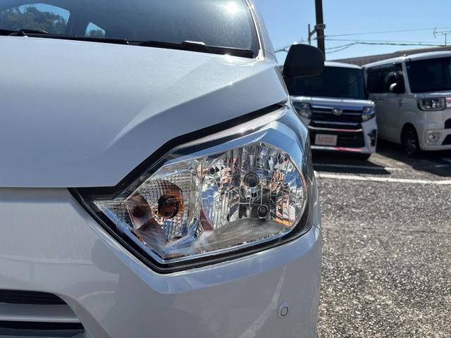 ミライースＬ　ＳＡIII１３インチフルホイールキャップ　マルチリフレクターハロゲンヘッドランプ　可倒式ドアミラー　自発光式デジタルメーターアンバーイルミネーションメーター　マニュアルエアコン（ダイヤル式）　キーレスエントリー（静岡県）の中古車