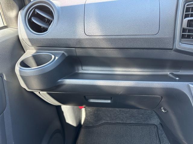 ミライースＬ　ＳＡIII１３インチフルホイールキャップ　マルチリフレクターハロゲンヘッドランプ　可倒式ドアミラー　自発光式デジタルメーターアンバーイルミネーションメーター　マニュアルエアコン（ダイヤル式）　キーレスエントリー（静岡県）の中古車