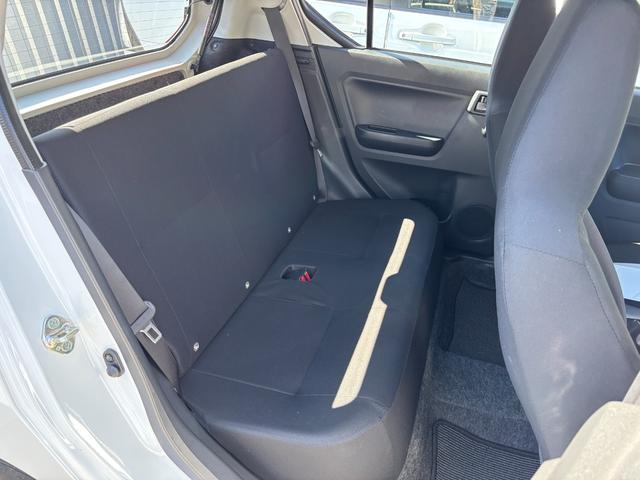 ミライースＬ　ＳＡIII１３インチフルホイールキャップ　マルチリフレクターハロゲンヘッドランプ　可倒式ドアミラー　自発光式デジタルメーターアンバーイルミネーションメーター　マニュアルエアコン（ダイヤル式）　キーレスエントリー（静岡県）の中古車