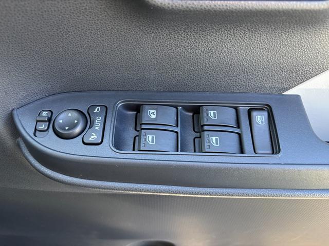 タントX14インチフルホイールキャップ フルLEDヘッドランプ オート格納式カラードドアミラー 左側パワースライドドア TFTカラーマルチインフォメーションディスプレイ フルファブリックシート(静岡県)の中古車