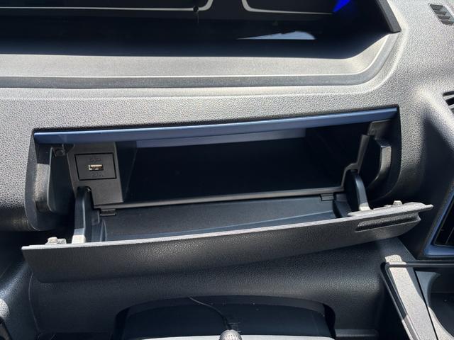 タントカスタムＲＳスタイルセレクション１５インチアルミホイール　大型エアロバンパー　フルＬＥＤヘッドランプ　オート格納式カラードドアミラー　革巻ステアリングホイール　両側パワースライドドア（静岡県）の中古車