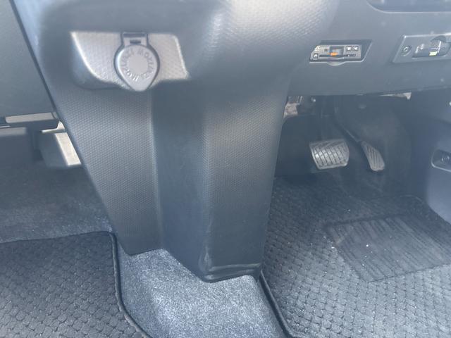 タントカスタムＲＳスタイルセレクション１５インチアルミホイール　大型エアロバンパー　フルＬＥＤヘッドランプ　オート格納式カラードドアミラー　革巻ステアリングホイール　両側パワースライドドア（静岡県）の中古車