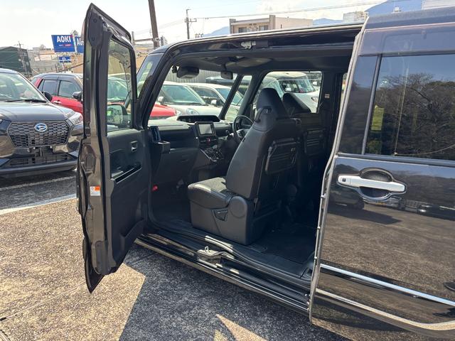 タントカスタムＲＳスタイルセレクション１５インチアルミホイール　大型エアロバンパー　フルＬＥＤヘッドランプ　オート格納式カラードドアミラー　革巻ステアリングホイール　両側パワースライドドア（静岡県）の中古車