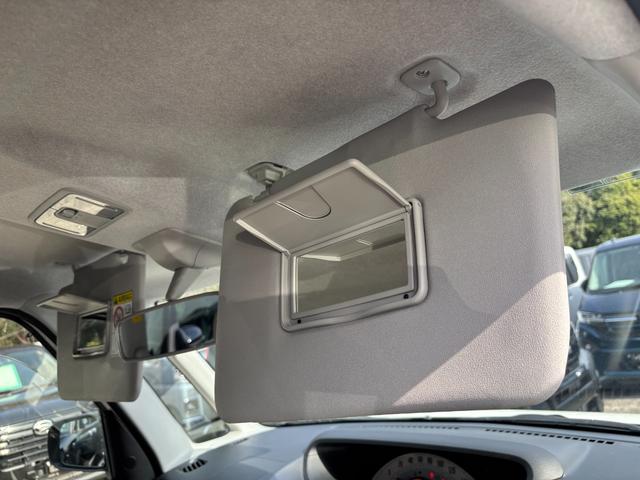 ムーヴキャンバスＸメイクアップリミテッド　ＳＡIII１４インチフルホイールキャップ　キーフリーシステム　両側パワースライドドア　オートエアコン（プッシュ式）　オートライト　置きラクボックス（静岡県）の中古車