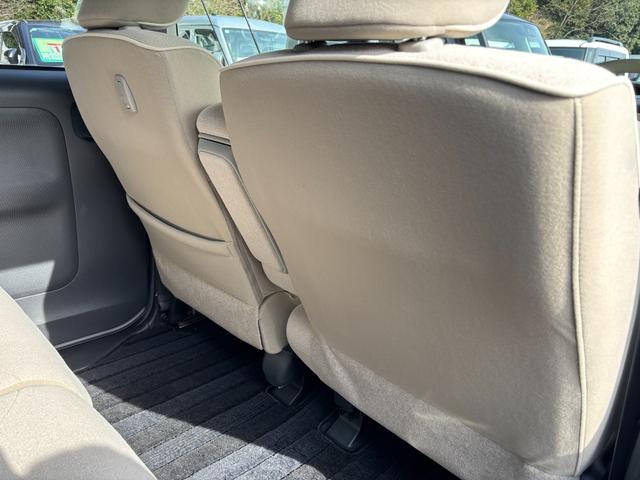 ムーヴキャンバスＸメイクアップリミテッド　ＳＡIII１４インチフルホイールキャップ　キーフリーシステム　両側パワースライドドア　オートエアコン（プッシュ式）　オートライト　置きラクボックス（静岡県）の中古車