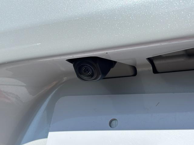 タントカスタムＸ１４インチアルミホイール　大型エアロバンパー　フルＬＥＤヘッドランプ　オート格納式カラードドアミラー　両側パワースライドドア　キーフリーシステム　プッシュボタンスタート（静岡県）の中古車