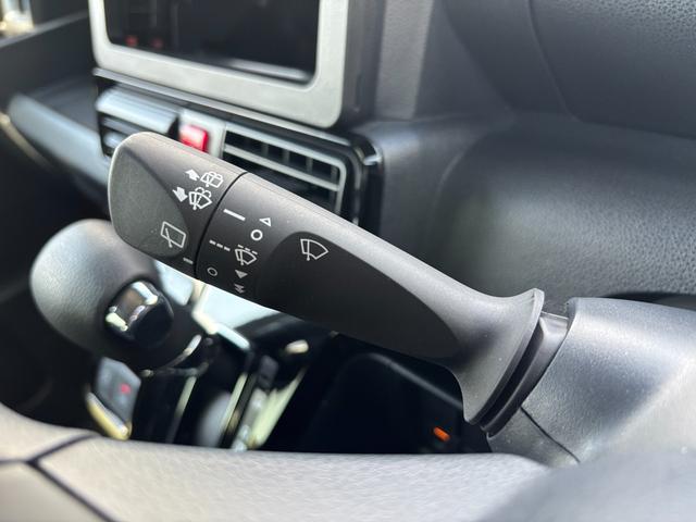 タントカスタムＸ１４インチアルミホイール　大型エアロバンパー　フルＬＥＤヘッドランプ　オート格納式カラードドアミラー　両側パワースライドドア　キーフリーシステム　プッシュボタンスタート（静岡県）の中古車