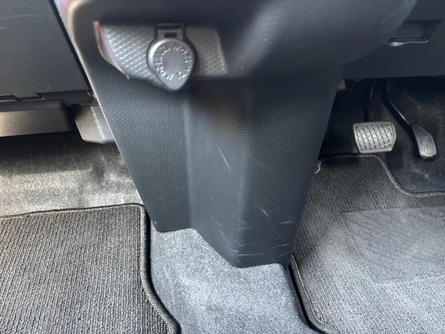 タントカスタムＸ１４インチアルミホイール　大型エアロバンパー　フルＬＥＤヘッドランプ　オート格納式カラードドアミラー　両側パワースライドドア　キーフリーシステム　プッシュボタンスタート（静岡県）の中古車