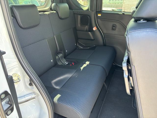 タントカスタムＸ１４インチアルミホイール　大型エアロバンパー　フルＬＥＤヘッドランプ　オート格納式カラードドアミラー　両側パワースライドドア　キーフリーシステム　プッシュボタンスタート（静岡県）の中古車