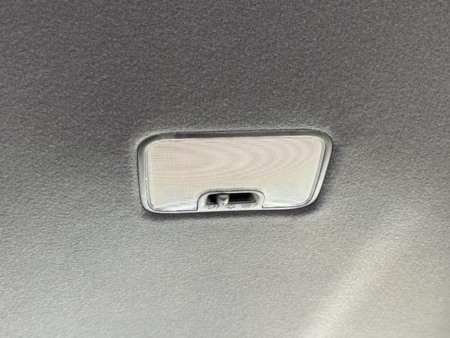 タントカスタムＸ１４インチアルミホイール　大型エアロバンパー　フルＬＥＤヘッドランプ　オート格納式カラードドアミラー　両側パワースライドドア　キーフリーシステム　プッシュボタンスタート（静岡県）の中古車