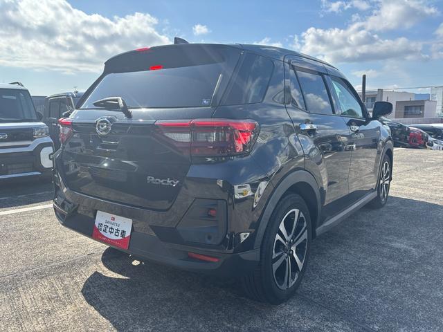 ロッキーG17インチアルミホイール UVIRカット遮音ガラス フルLEDヘッドランプ 運転席・助手席シートヒーター ウレタンステアリングホイール 本革シフトノブ アクティブマルチインフォメーションメーター(静岡県)の中古車