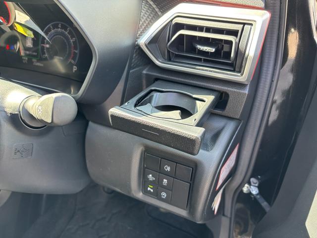 ロッキーG17インチアルミホイール UVIRカット遮音ガラス フルLEDヘッドランプ 運転席・助手席シートヒーター ウレタンステアリングホイール 本革シフトノブ アクティブマルチインフォメーションメーター(静岡県)の中古車