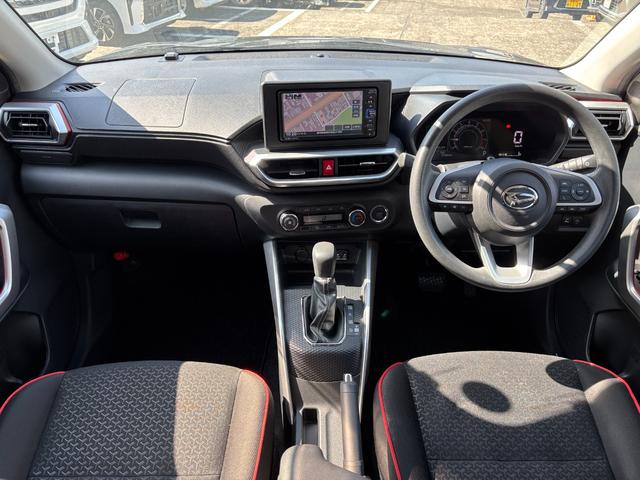 ロッキーG17インチアルミホイール UVIRカット遮音ガラス フルLEDヘッドランプ 運転席・助手席シートヒーター ウレタンステアリングホイール 本革シフトノブ アクティブマルチインフォメーションメーター(静岡県)の中古車