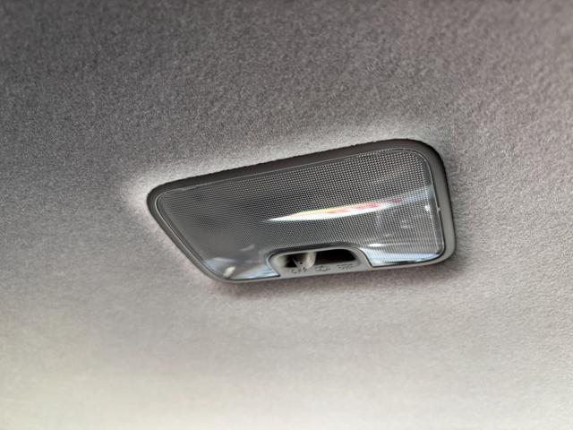 ロッキーG17インチアルミホイール UVIRカット遮音ガラス フルLEDヘッドランプ 運転席・助手席シートヒーター ウレタンステアリングホイール 本革シフトノブ アクティブマルチインフォメーションメーター(静岡県)の中古車