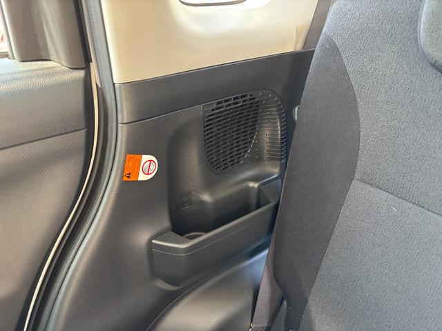 ムーヴキャンバスＧブラックアクセントＶＳ　ＳＡIIIＬＥＤヘッドランプ　キーフリーシステム　両側パワースライドドア　オートエアコン（プッシュ式）　オートライト　置きラクボックス（静岡県）の中古車