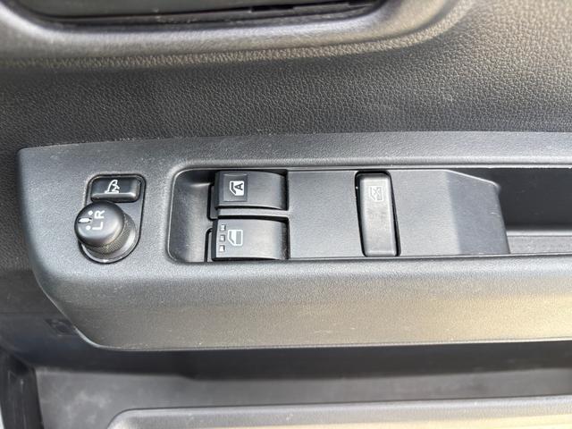 ハイゼットカーゴクルーズターボCVT 電動格納式カラードドアミラー スーパーUVIRカットガラス(フロントウィンドウ) 12インチフルホイールキャップ 撥水フルファヴリックシート表皮 大型LED荷室灯 キーフリーシステム(静岡県)の中古車