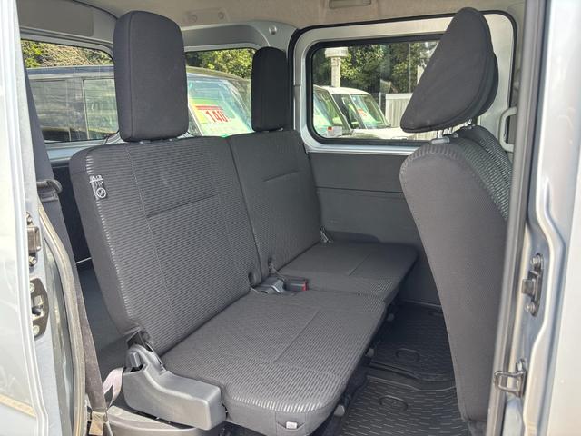 ハイゼットカーゴクルーズターボCVT 電動格納式カラードドアミラー スーパーUVIRカットガラス(フロントウィンドウ) 12インチフルホイールキャップ 撥水フルファヴリックシート表皮 大型LED荷室灯 キーフリーシステム(静岡県)の中古車