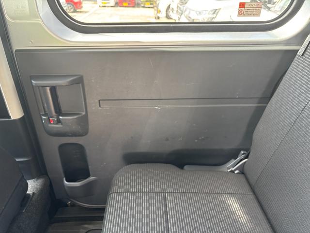 ハイゼットカーゴクルーズターボCVT 電動格納式カラードドアミラー スーパーUVIRカットガラス(フロントウィンドウ) 12インチフルホイールキャップ 撥水フルファヴリックシート表皮 大型LED荷室灯 キーフリーシステム(静岡県)の中古車