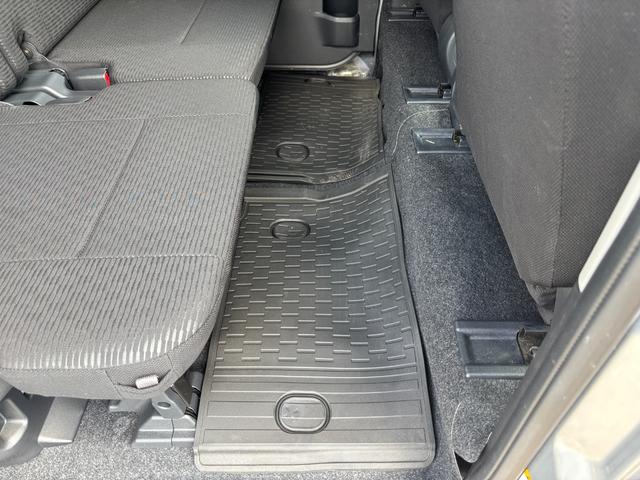 ハイゼットカーゴクルーズターボCVT 電動格納式カラードドアミラー スーパーUVIRカットガラス(フロントウィンドウ) 12インチフルホイールキャップ 撥水フルファヴリックシート表皮 大型LED荷室灯 キーフリーシステム(静岡県)の中古車