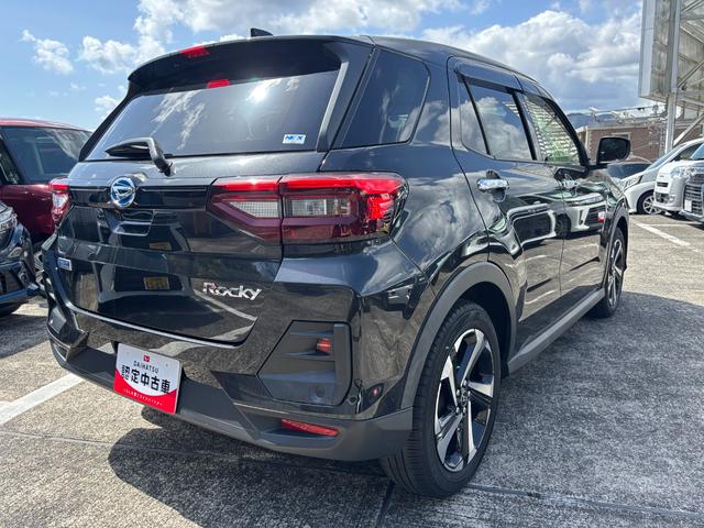 ロッキープレミアムＧ　ＨＥＶ１７インチアルミホイール　ＵＶＩＲカット遮音ガラス　フルＬＥＤヘッドランプ　キーフリーシステム　革巻きステアリングホイール　本革シフトノブ　アクティブマルチインフォメーションメーター（静岡県）の中古車