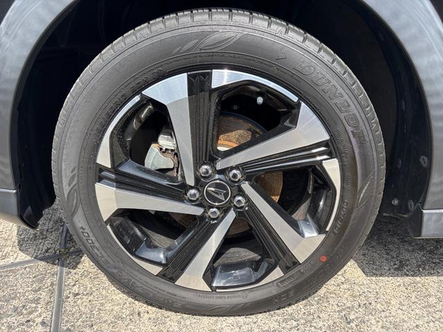 ロッキープレミアムＧ　ＨＥＶ１７インチアルミホイール　ＵＶＩＲカット遮音ガラス　フルＬＥＤヘッドランプ　キーフリーシステム　革巻きステアリングホイール　本革シフトノブ　アクティブマルチインフォメーションメーター（静岡県）の中古車