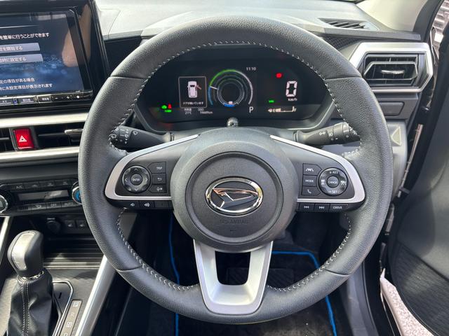 ロッキープレミアムＧ　ＨＥＶ１７インチアルミホイール　ＵＶＩＲカット遮音ガラス　フルＬＥＤヘッドランプ　キーフリーシステム　革巻きステアリングホイール　本革シフトノブ　アクティブマルチインフォメーションメーター（静岡県）の中古車