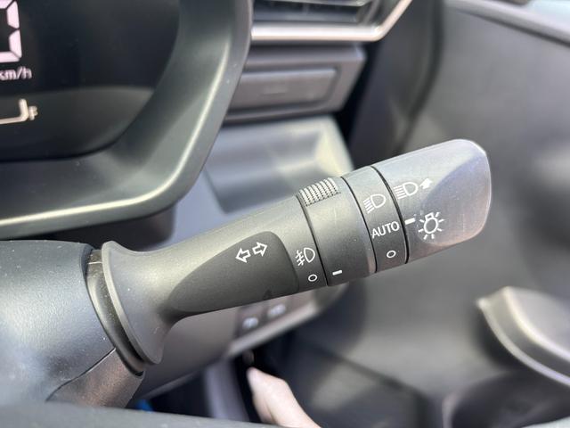 ロッキープレミアムＧ　ＨＥＶ１７インチアルミホイール　ＵＶＩＲカット遮音ガラス　フルＬＥＤヘッドランプ　キーフリーシステム　革巻きステアリングホイール　本革シフトノブ　アクティブマルチインフォメーションメーター（静岡県）の中古車